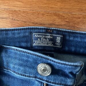 A&F Simone high rise Skinny jeans